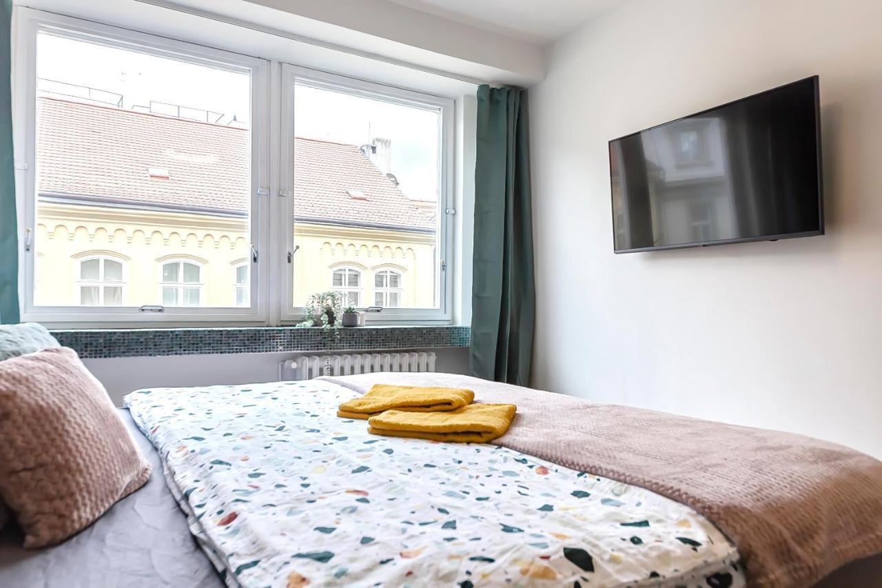Popular Location / Street View / 4 Ppl / Netflix Daire Prag Dış mekan fotoğraf